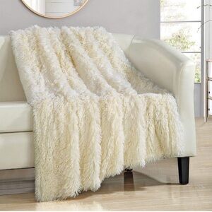 Plush Cream Faux Fur Throw Blanket